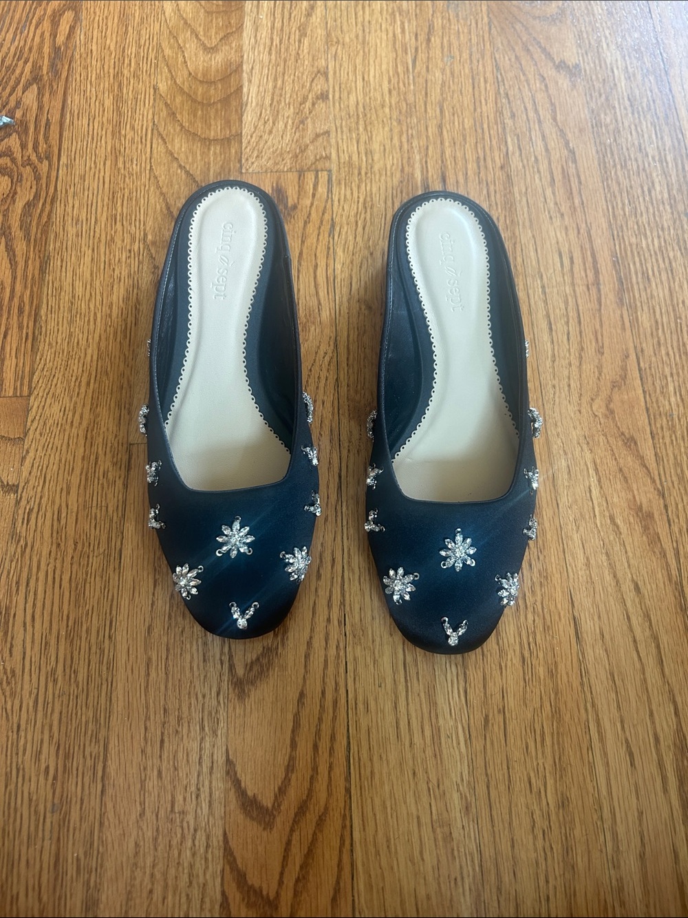Cinq a sept jeweled shoes Size 38